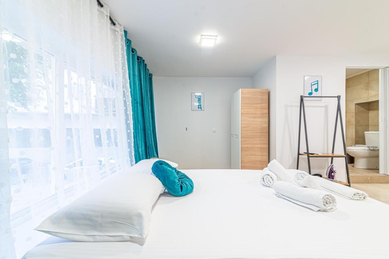 New Loft In The Heart Of City Center Iraklio Exterior foto